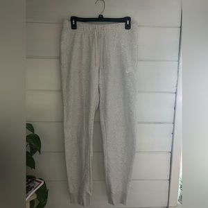 white nike sweatpants